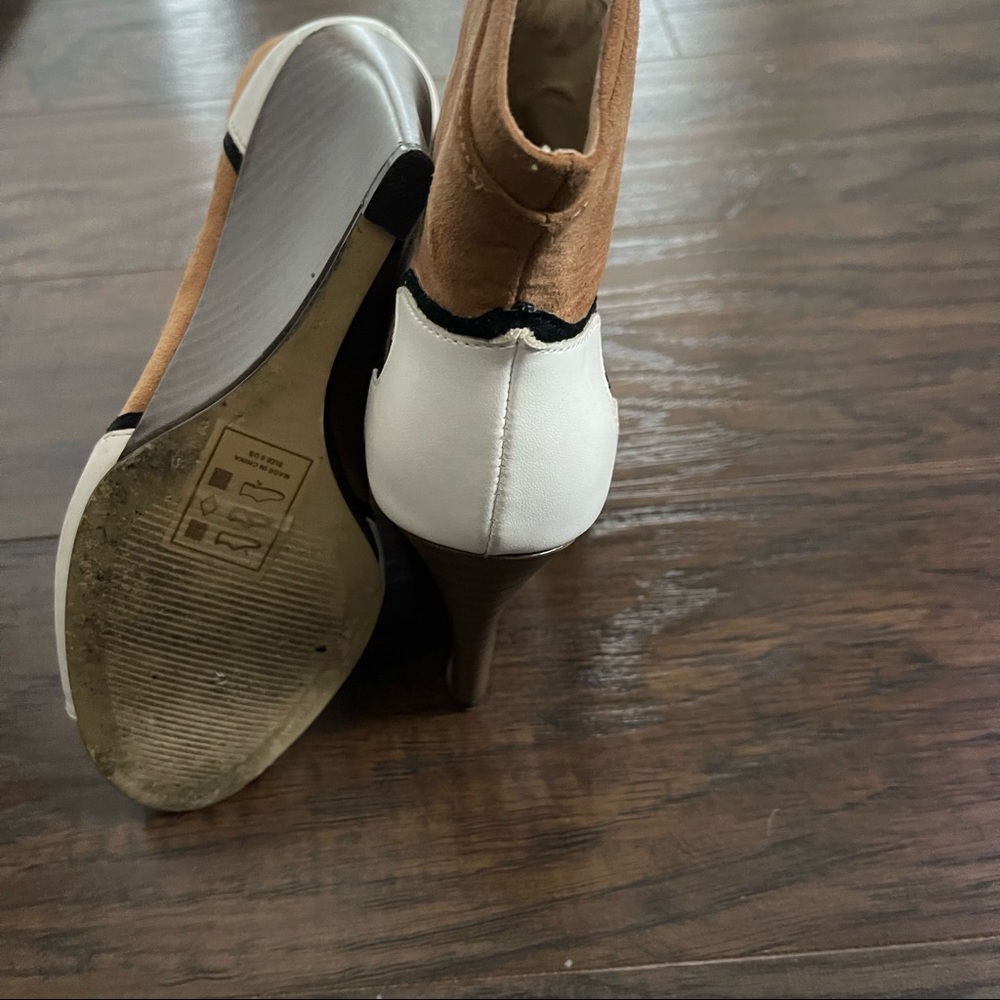 Cowgirl wedges